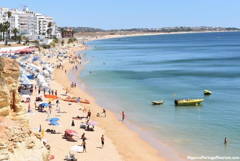 Casa Oliveira - Sunny 2-Bed Retreat Steps From The Beach アルマカオ・デ・ペラ エクステリア 写真